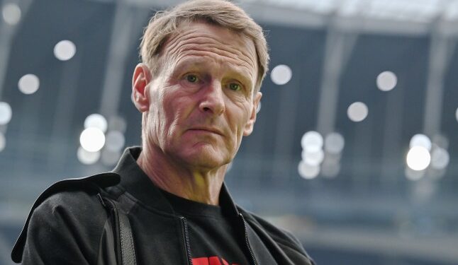 ‘Never good enough’ – Teddy Sheringham claims Man Utd have made £35m transfer mistake