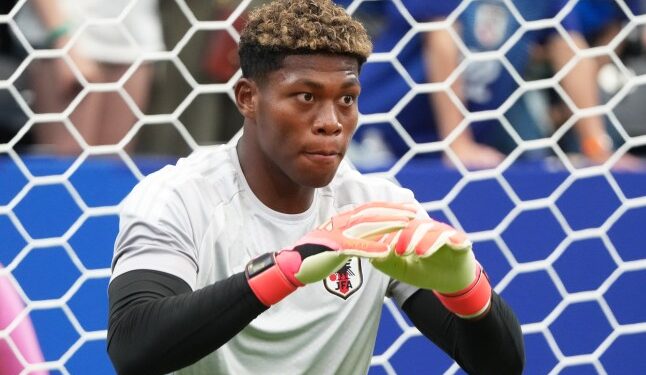 Aston Villa lead race to sign £30m Zion Suzuki after PSG cancel transfer