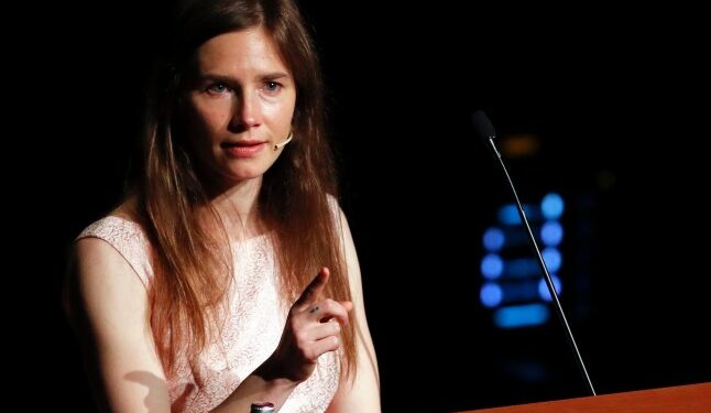 Amanda Knox says her murder trial evidence was ‘just vibes’ in comedy show
