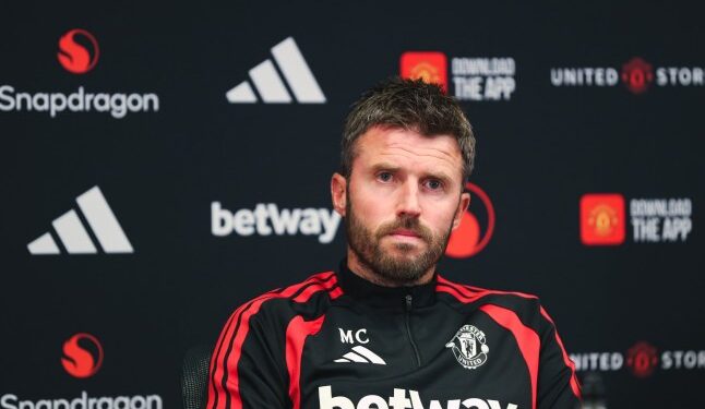 Michael Carrick makes Man Utd title claim as Arsenal begin Premier League defence